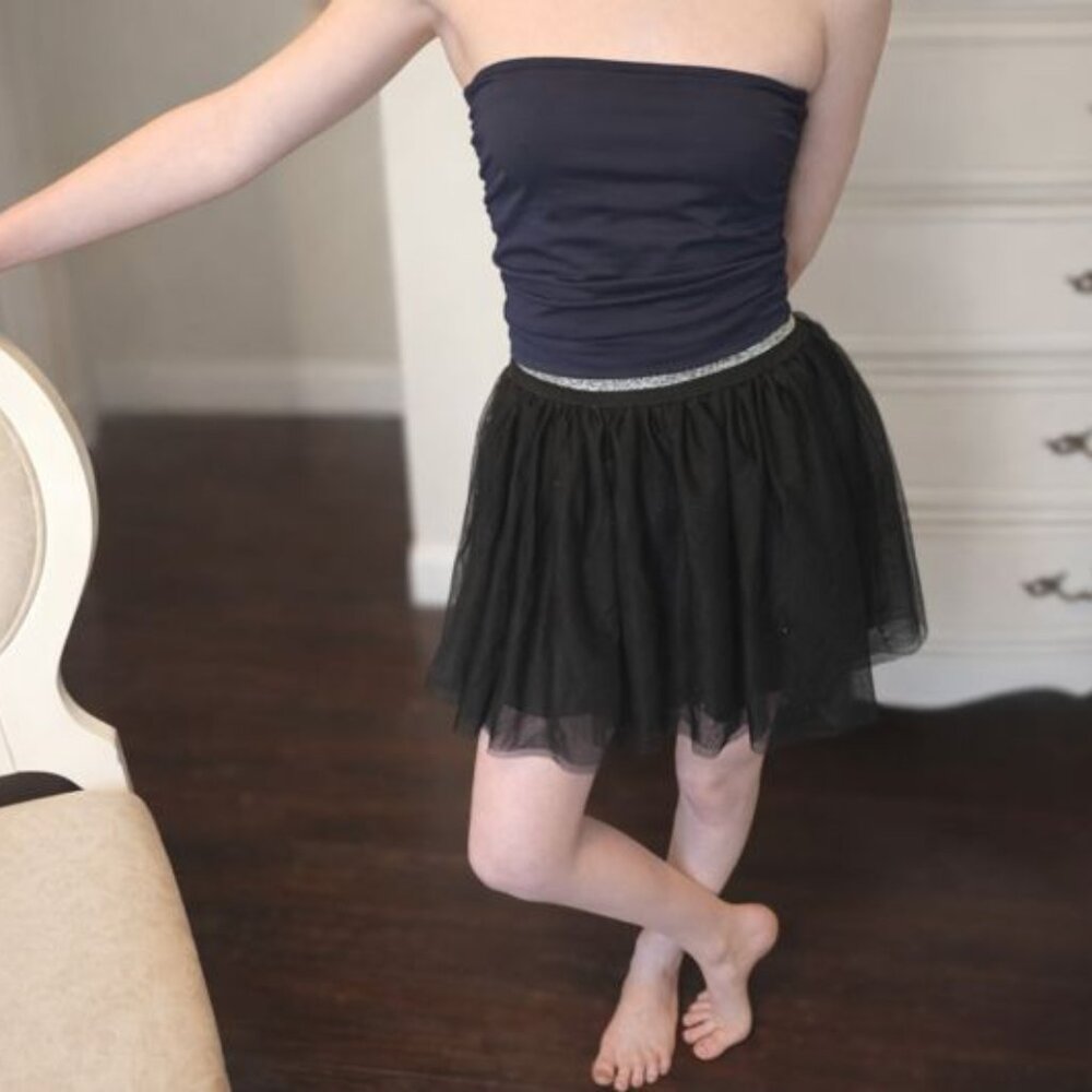 Fashion show NYC H&M 3 Layer Skirt Girls Size 6-8y